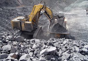 ذخیره ۴۰ میلیون تنی سنگ‌آهن در اختیار چادرملو قرار گرفت