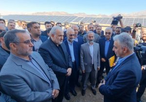 بازدید وزیر صمت از نیروگاه شهید باکری و نیروگاه تولید برق خورشیدی سمنان